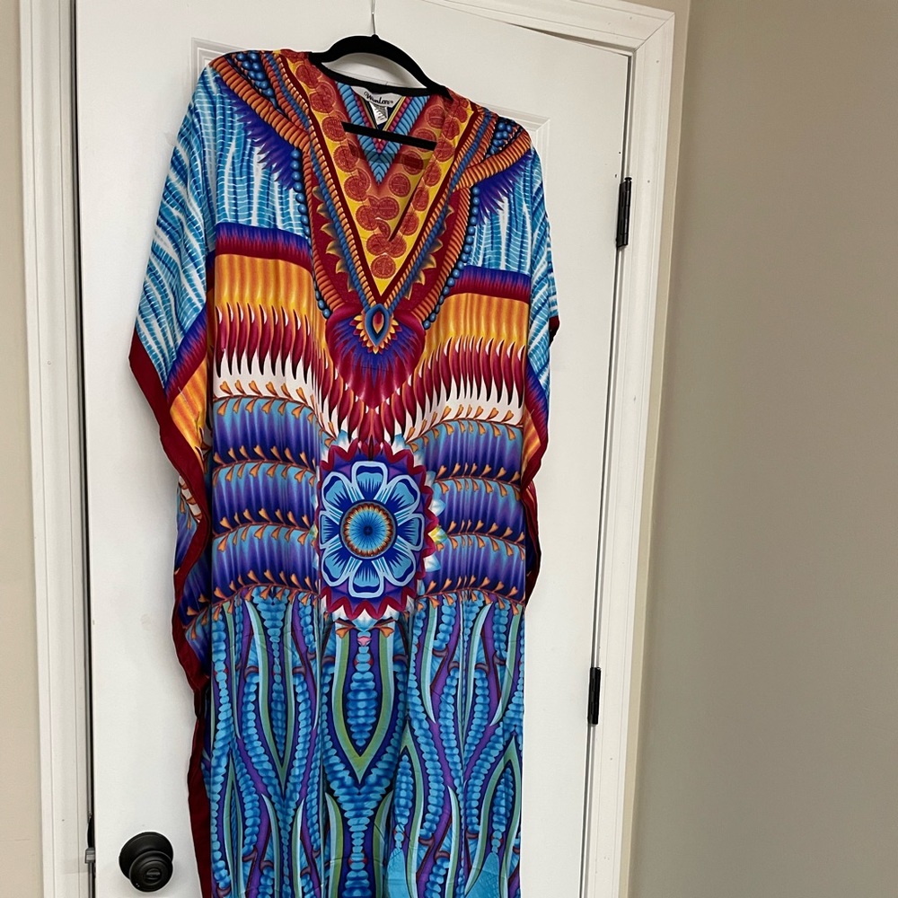Burgundy Blue Kaftan 100% Polyester O/S